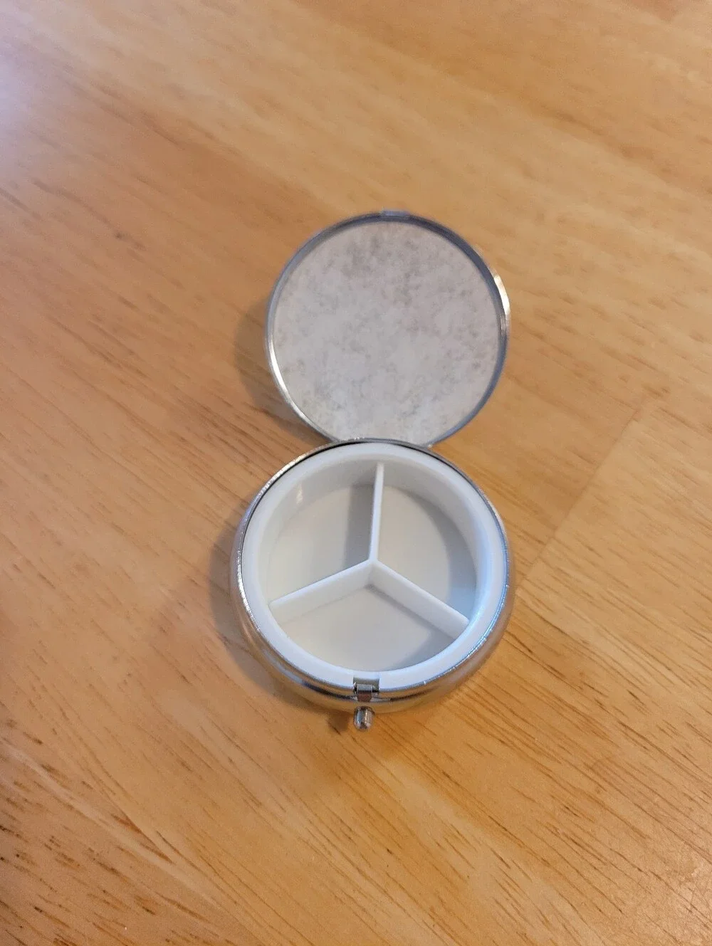 Vintage Style Pill Compact